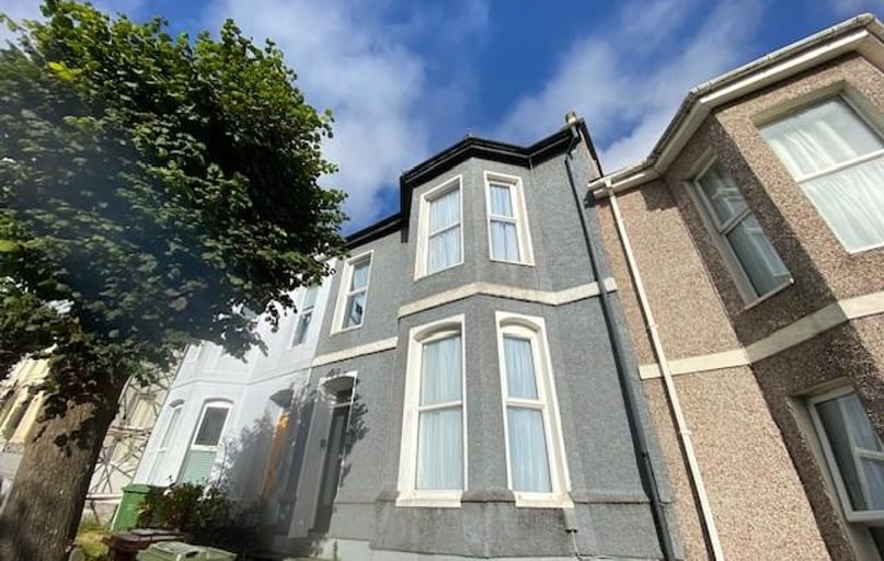 Chaddlewood Avenue, Lipson, Plymouth - Image 1